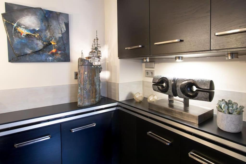 #39 Old Town 3 Bdr Ac Balcony 5mins Walk To Sea Nice