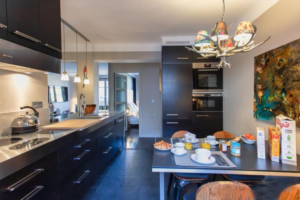 #39 Old Town 3 Bdr Ac Balcony 5mins Walk To Sea Apartment Nizza