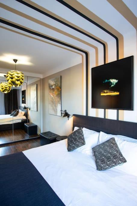 #39 Old Town 3 Bdr Ac Balcony 5mins Walk To Sea * Nizza